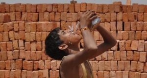 ਅਸੀਂ ਬਾਲ ਗਰੀਬਾਂ ਦੇ