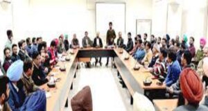 विधान सभा क्षेत्र उड़मुड़ के गिनती स्टाफ की करवाई गई ट्रेनिंग