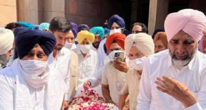 प्रकाश सिंह बादल को अंतिम विदाई