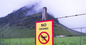 ਪਿੰਡਸਿੰਘਪੁਰ ‘‘ਚਸਮਾਗਮਵਾਲੇਸਥਾਨਅਤੇਆਸ-ਪਾਸਡਰੋਨਉਡਾਉਣ ’ਤੇਪਾਬੰਦੀ