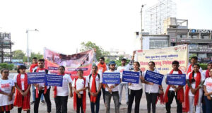 केएमएस कॉलेज में मनाया गया रेड रिबन क्लब द्वारा विश्व तंबाकू निषेध दिवस : प्रिंसीपल डॉ.शबनम कौर