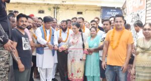 शहर के सभी वार्डों की समस्याओं को पहल के आधार पर किया जा रहा है हल: ब्रम शंकर जिंपा