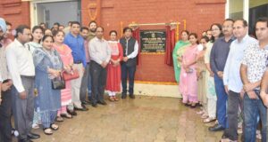 मंत्री जिंपा ने नवीनीकरण किए गए सरकारी कालेज के ई-ब्लाक का किया उद्घाटन