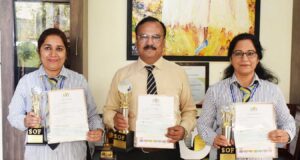 एसओएफ ओलंपियाड द्वारा कै6िब्रज इंटरनैशनल स्कूल के प्रधानाचार्य तथा एसओएफ परीक्षा इंचार्ज हुई स6मानित