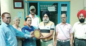 ਨਰਿੰਦਰ ਸਿੰਘ ਨੇ ਰੈੱਡ ਕਰਾਸ ਦੇ ‘ਸਾਂਝੀ ਰਸੋਈ’ ਪ੍ਰੋਜੈਕਟ ’ਚ ਪਾਇਆ 5000 ਰੁਪਏ ਦਾ ਯੋਗਦਾਨ