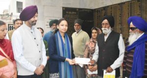 आर्थिक रुप से कमजोर 6 पूर्व सैनिकों व उनके परिजनों को वित्तिय सहायता के चैक भी सौंपे