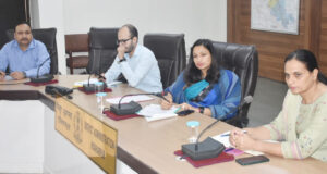 डिप्टी कमिश्नर ने कैंप की तैयारियों संबंधी की अधिकारियों के साथ बैठक