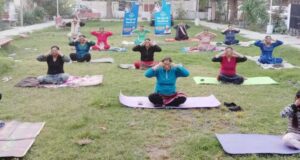 लोग फोन नंबर 76694-00500 पर मिस्ड काल देकर ले सकते हैं योग कक्षाओं का नि:शुल्क लाभ