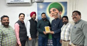 ਬਾਬਾ ਫ਼ਰੀਦ ਪ੍ਰੈਸ ਵੈਲਫੇਅਰ ਸੁਸਾਇਟੀ ਨੇ ਜ਼ਿਲਾ ਕਚਿਹਰੀਆਂ ਫਰੀਦਕੋਟ ਵਿੱਚ ਲਗਾਏ ਗਏ ਕੈਂਪ ਵਿੱਚ ਕੀਤੀ ਸ਼ਿਰਕਤ