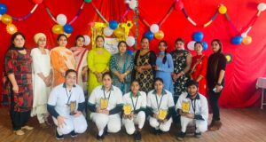 ਨਰਸਿੰਗ ਕਾਲਜ ਤੇ ਜੀਆਰਡੀ ਇੰਟਰਨੈਸ਼ਨਲ ਸਕੂਲ ਵਿਖੇ ਵਾਲ ਦਿਵਸ ਸਬੰਧੀ ਕਰਵਾਏ ਗਏ ਪ੍ਰੋਗਰਾਮ ਦੀਆਂ ਝਲਕੀਆਂ