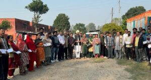 शहरी आवास योजना के तहत 30 परिवारों को भेंट किए चेक