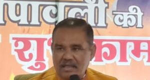 ਪ੍ਰੈਸ ਕਾਨਫਰੰਸ ਨੂੰ ਸੰਬੋਧਨ ਕਰਦੇ ਹੋਏ ਸਾਬਕਾ ਕੇਂਦਰੀ ਮੰਤਰੀ ਅਤੇ ਸਾਬਕਾ ਚੇਅਰਮੈਨ ਐੱਸਸੀ ਕਮਿਸ਼ਨ ਵਿਜੇ ਸਾਂਪਲਾ