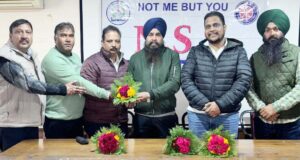 ਮੁੱਖ ਮਹਿਮਾਨ ਵਰਿੰਦਰ ਇਕਬਾਲ ਘੁੰਮਣ ਨੇ ਕੀਤੀ ਵਲੰਟੀਅਰਾਂ ਵੱਲੋਂ ਦੇਸ਼ ਦੀ ਤਰੱਕੀ ਲਈ ਕੀਤੇ ਜਾ ਰਹੇ ਕਾਰਜਾਂ ਦੀ ਸ਼ਲਾਘਾ