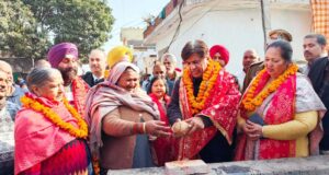 तय समय पर करवाए जा रहे हैं विकास कार्य: ब्रम शंकर जिंपा