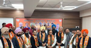 गुजरात के पूर्व मुख्यमंत्री व पंजाब के पर्यवेक्षक विजय रूपानी ने कहा