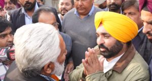 लोगों ने मुख्यमंत्री के काम की कि सराहना