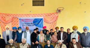 अलग-अलग विभागों के अधिकारी भी रहे कैंप में मौजूद