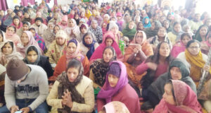 समारोह में उमड़े बड़ी संख्या श्रद्धालु