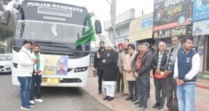 डिप्टी स्पीकर ने ‘मुख्य मंत्री तीर्थ यात्रा स्कीम’ के अंतर्गत गढ़शंकर से बस को दिखाई हरी झंडी