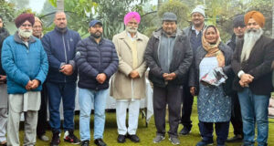 मान ने गांव फतेहगढ़ में सुनी लोगों की समस्याएं