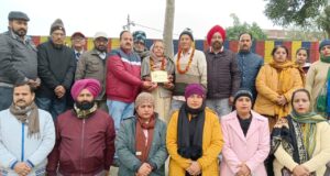 नम आंखों से गांव वासियों ने किया अपने लाडले के बलिदान को किया नमन