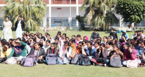 जेसी डीएवी कॉलेज के पोस्ट ग्रेजुएट पंजाबी विभाग व ईएमए द्वारा आखर कदो तक नुक्कड़ नाटक का किया आयोजन