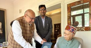 महान व्यक्तित्व के मालिक हैं लाल कृष्ण अडवाणी : खन्ना