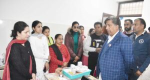 स्वास्थ्य सेवा में क्रांतिकारी बदलाव लाई है आम आदमी क्लीनिक : ब्रम शंकर जिंपा