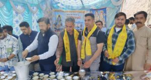 ਮਹਾਂਸ਼ਿਵਰਾਤਰੀ ਤੇ ਰਾਮਾ ਮੰਡੀ ਵਿਖੇ ਆਗੂ ਸਚਿਨ ਕੁਮਾਰ ਵਲੋਂ ਲੰਗਰ ਲਗਾਇਆ