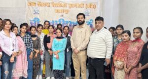 ਸਰਬ ਨੌਜਵਾਨ ਸਭਾ ਵਲੋਂ ਚਲਾਏ ਜਾ ਰਹੇ ਵੋਕੇਸ਼ਨ ਸੈਂਟਰ ਦੀਆਂ ਸਿੱਖਿਆਰਥਣਾਂ ਨੂੰ ਦੱਸਿਆ ਵੋਟ ਦਾ ਮਹੱਤਵ