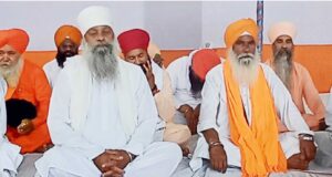 ਨਿਰਮਲਾ ਛਾਉਣੀ ਆਸ਼ਰਮ ਹਰਿਦੁਆਰ ‘ਚ ਕੀਰਤਨ