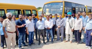 ਸੇਫ਼ ਸਕੂਲ ਵਾਹਨ ਸਕੀਮ ਤਹਿਤ ਜ਼ਿਲ੍ਹੇ ਅੰਦਰ 55 ਸਕੂਲੀ ਬੱਸਾਂ ਦੀ ਚੈਕਿੰਗ