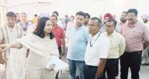 जनरल व व्यय पर्यवेक्षक ने चुनाव संबंधी गठित विभिन्न सैलों का किया औचक निरीक्षण