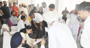 चब्बेवाल विधान सभा क्षेत्र के गांव जियाण में लगाया गया सार्वजनिक शिकायत निवारण कैंप