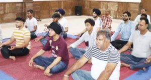 जेसी डीएवी कालेज दसूहा में मनाया गया अंतरराष्ट्रीय योग दिवस