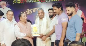 डेरा बाबा बिशन दास जी गांव नारा में वार्षिक समागम आयोजित