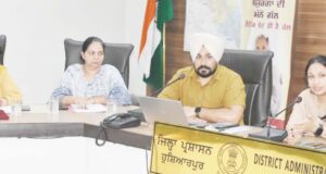 जिले में ठोस कूड़ा प्रबंधन के कार्यों को जल्द करवाया जाए पूराः कोमल मित्तल