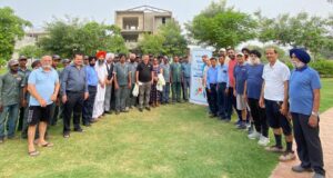 रोटरी क्लब चंडीगढ़ सेंट्रल ने वेव एस्टेट सेक्टर 85 मोहाली में लगाया लंगर