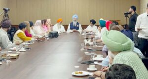 अल्पसंख्यक आयोग के चेयरमैन इकबाल सिंह लालपुरा द्वारा सिखों के मुद्दों पर की चर्चा