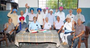 आल कैड़र्स पैनशनर्ज ने अपनी मागों को नही मानने पर दी कड़े सघर्ष की चेतावनी