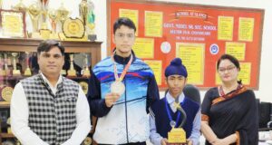 खिलाड़ियों ने अलग अलग खेलों में राष्ट्रीय स्तर पर जीते सिल्वर मेडल