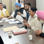 पंजाब प्रधान अमन अरोड़ा व मंत्री डाकटर रवजोत से चंडीगढ़ में की बैठक जोगिंदर मान ने