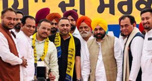 मुख्यमंत्री भगवंत मान ने फगवाड़ा भाजपा के दो दिग्गजों गुरदीप दीपा और रवि कुमार को करवाया आप पार्टी में