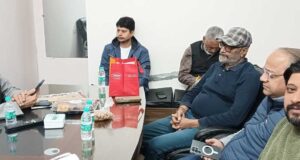 खन्ना का खुला दरबार