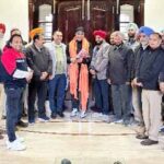 होशियारपुर एनक्लेव वेलफेयर एसोसिएशन ने की सांसद से मुलाकात