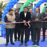 कैम्ब्रिज इंटरनैशनल स्कूल में बच्चों के लिए किया गया नवीन बैडमिंटन कोर्ट का उद्घाटन