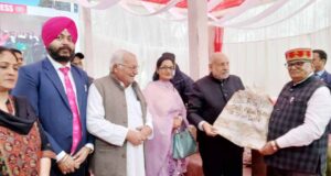 से नो टू प्लास्टिक बाबा औगढ़ गल्र्स कॉलेज जैजों की पहल से समाज को मिल रहा सार्थक सन्देश