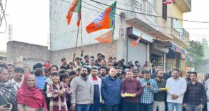 दिल्ली में भाजपा सरकार बनने से होगा होगा सर्वपक्षीय विकास : अविनाश राय खन्ना