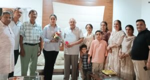 ख़ुशी शर्मा बनी एयरहोस्टेस, होशियारपुर का बढ़ा मान : खन्ना