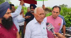 पंजाब सरकार खड़ी है बाढ़ प्रभावित लोगों के साथ : मंत्री बरिंदर गोयल